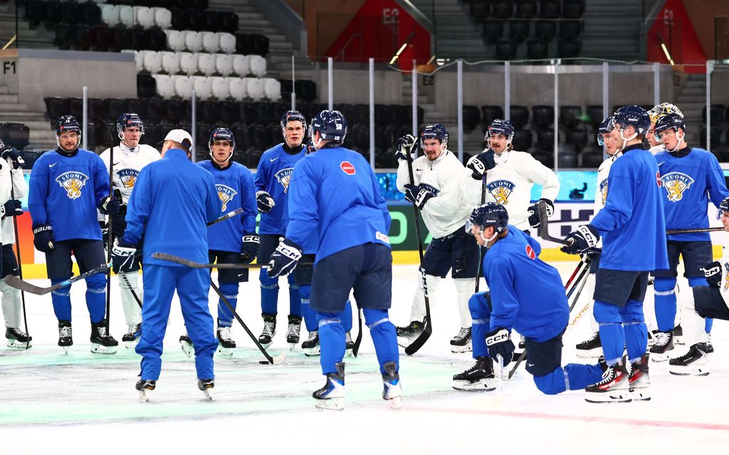 Melkoinen yllätys Leijonien treeneissä – Valmentaja lähtee kotiin