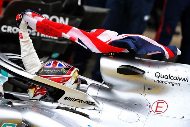 Lewis Hamilton ei välttämättä aja F1-kisaa Silverstonessa tänä kesänä.