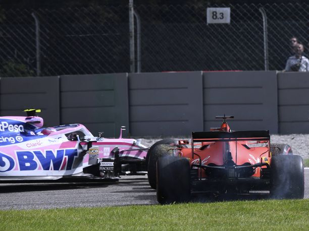 Sebastian Vettel aiheutti huolimattomuudellaan kolarin Racing Point -kuljettaja Lance Strollin kanssa.