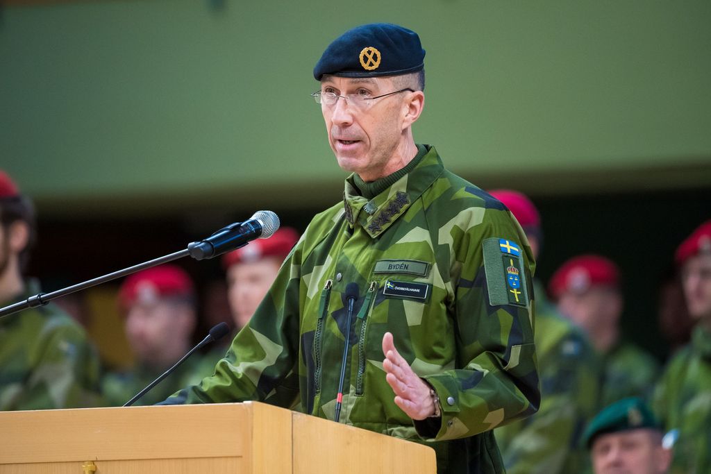 Ruotsi nosti sotilas­valmiuttaan – ylipäällikkö: ”Tilanne on vakava ja huolestuttava”