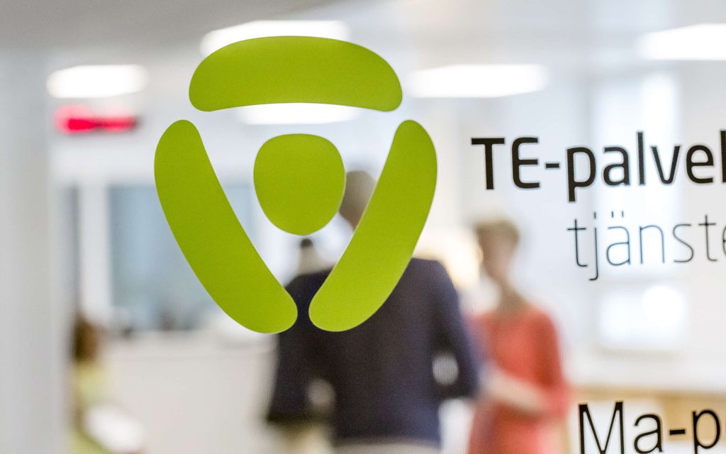 Asian­tuntijalta selvä näkemys hallituksen kohutoimesta – Työtön HS:ssa: ”Kannattaa lähinnä makoilla sängyssä”