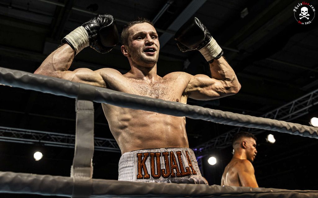 Tyrmäys­voittoja tilauksessa – Katso ammatti­nyrkkeilyä suorana lähetyksenä ilmaiseksi!