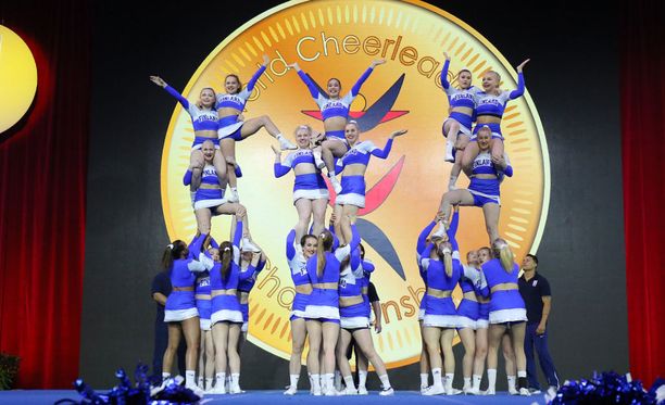 Upea näky! Tällainen oli Suomen cheerleading-joukkueen historiallinen  MM-kultaesitys