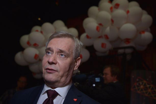 Antti Rinne totesi jo vaali-iltana, että olisi toivonut isompaa vaalivoittoa.