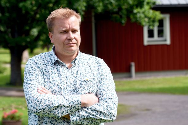 Antti Kaikkonen elää pikkulapsiarkea.