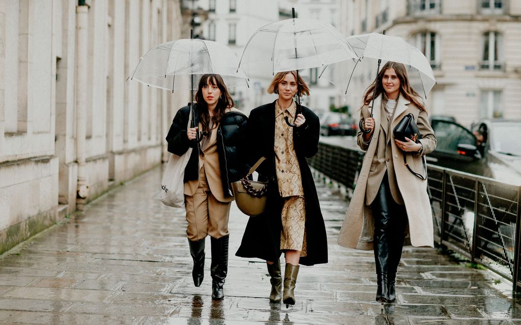 Älä anna sään pilata tyyliä – Näin maailman muodikkaimmat naiset pukeutuvat sadesäällä