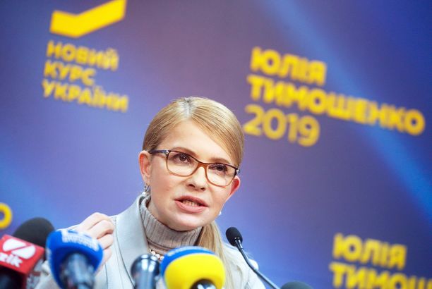 Julija Tymoshenkolla on pitkä poliittinen ura takanaan. Siihen kuului myös aika vankilassa.