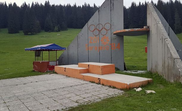 Varokaa, Matti Nykänen tippuu taivaalta!” - sarajevolaiset muistavat  edelleen vuoden 1984 olympiasankarin