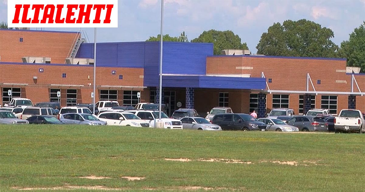 Is Unohti Vied Lapsensa P iv hoitoon Matkallaan Ty paikalle 