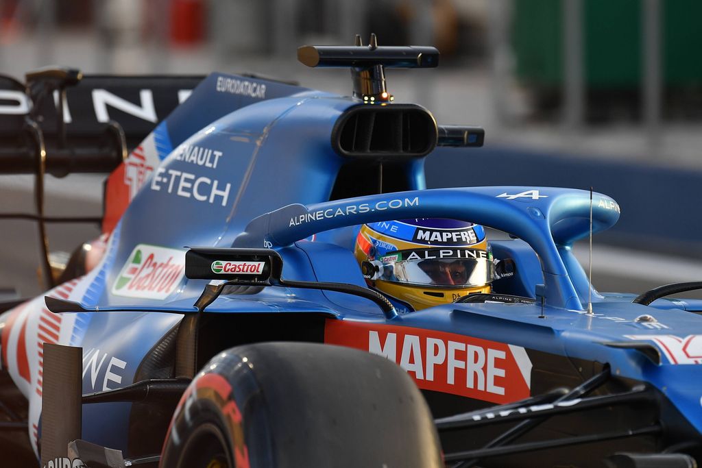 Fernando Alonson keskeytyksen erikoinen syy selvisi – voileipäkääre tuhosi mestarin paluukisan