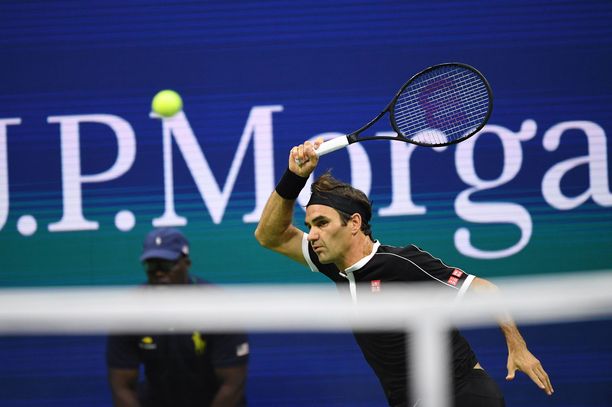 Roger Federerin turnaus päättyi pettymykseen. 