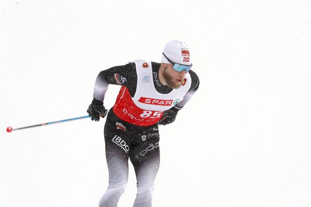 Martin Sundby kilpaili marraskuun lopussa Beitostölenissä Norjan kansallisessa kilpailussa. Sundby sijoitus oli 40:s. 