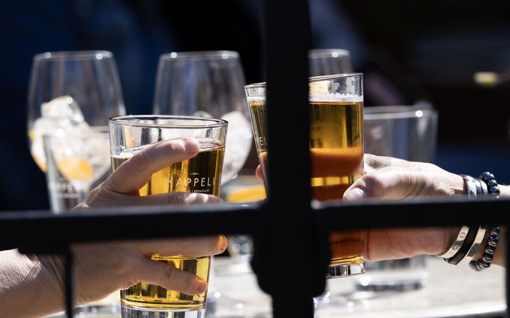 Suomalaista olutta hehkutetaan maailmalla – Yksi paikka Helsingissä sai suuret suositukset