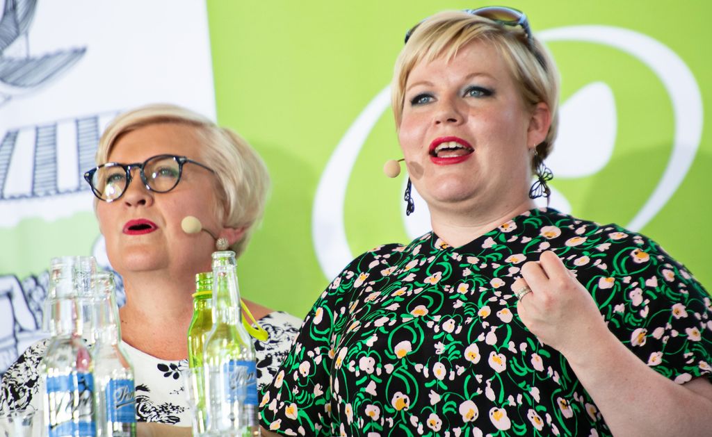 Ministerit tilasivat lähes 20 000 euron konsultoinnin Tekiriltä – Annika Saarikko: ”Emme ostaneet esiintymiskoulutusta”