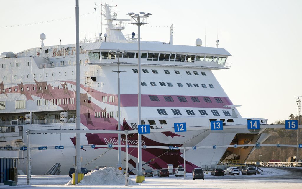 Mediat: Merivartiosto tutkii Baltic Princessin pelastustoimia – käynnis­tettiinkö toimet viivytyksettä?