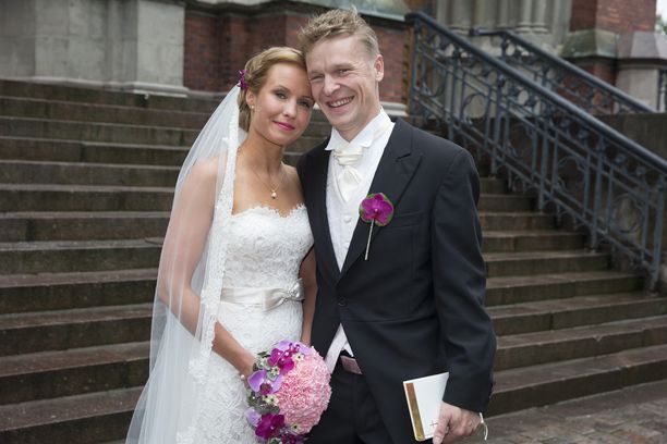 Heidi ja Toni Nieminen menivät naimisiin syyskuussa 2015.
