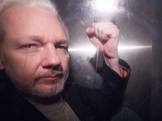 Yhdysvallat on nyt nostanut kaikkiaan 18 syytettä Julian Assangea vastaan.