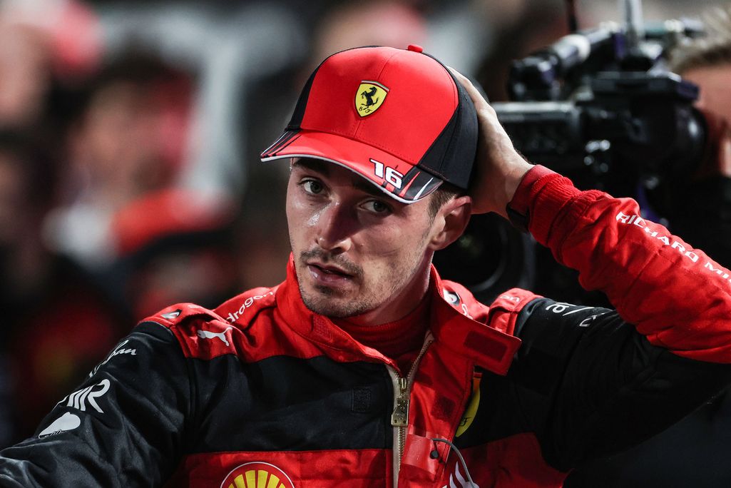 Charles Leclerc kolaroi Niki Laudan kallisarvoisen Ferrarin – kommentoi noloa tilannetta
