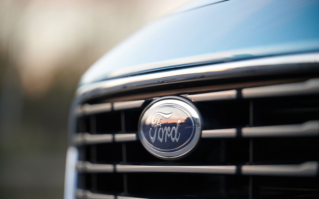 Uusi aikakausi sulkee autotehtaita – Fordilta lähtee tuhansia työntekijöitä