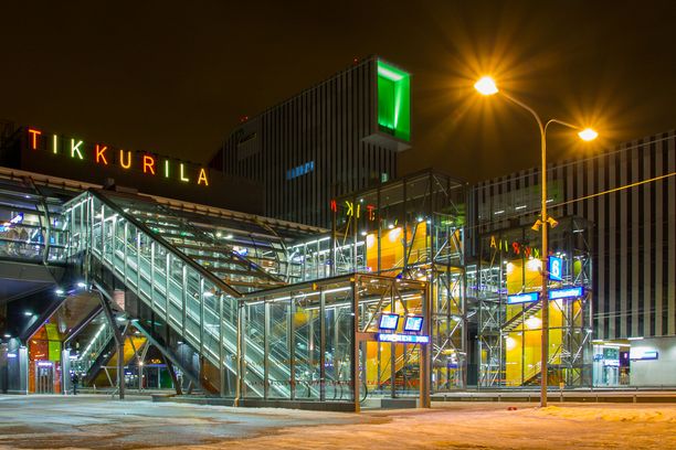 Tikkurilan juna-aseman ympäristö on ollut yksi paikka Vantaalla, josta on saanut lukea ikäviä uutisia nuorisorikollisuuteen liittyen.