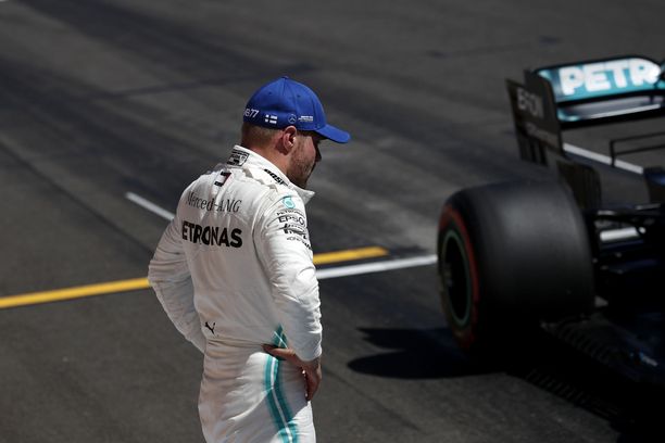 Valtteri Bottas ei yltänyt paalupaikalle Ranskan GP:n aika-ajossa.