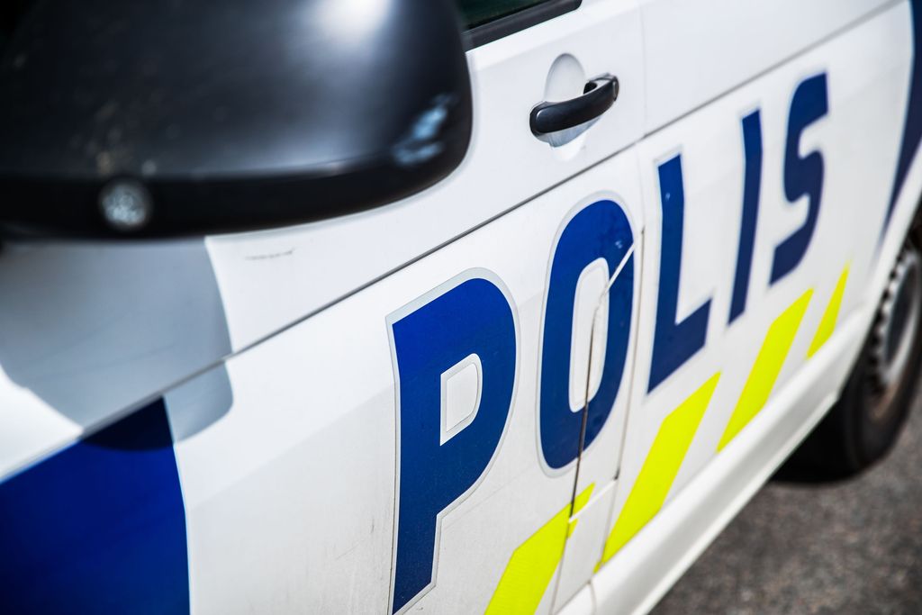 Poliisin yliajosta Porvoossa epäillään keski-ikäistä miestä – ”Ylinopeus on ollut huomattava”