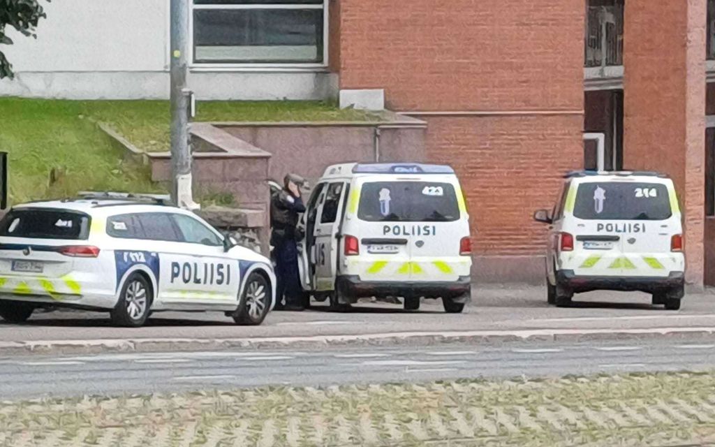 Poliisi­operaatio Linnanmäen kupeessa – Tästä oli kyse 