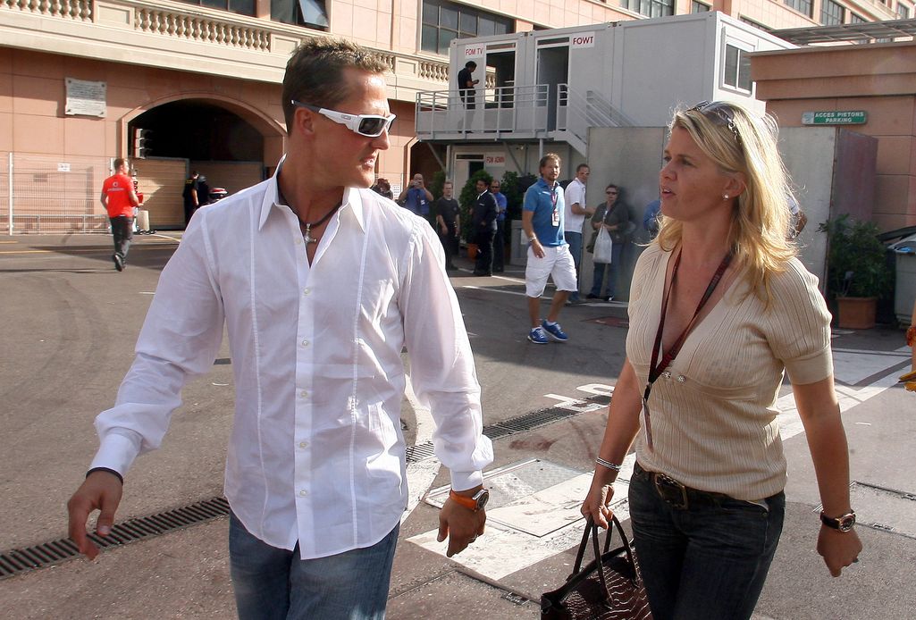 Michael Schumacherin perheeltä harvinainen viesti faneille - F1-legenda täyttää 50 vuotta: 