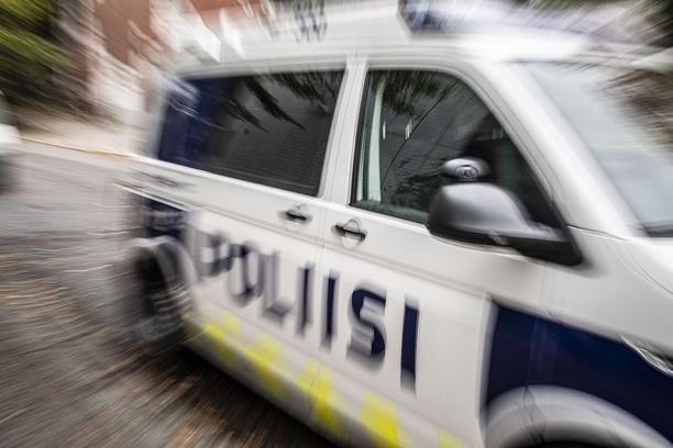 Pääsiäisviikonloppuna poliisin tehtävämäärä Länsi-Uudellamaalla suhteessa tavalliseen viikonloppuun oli alhaisempi, kertoo Länsi-Uudenmaan poliisi.