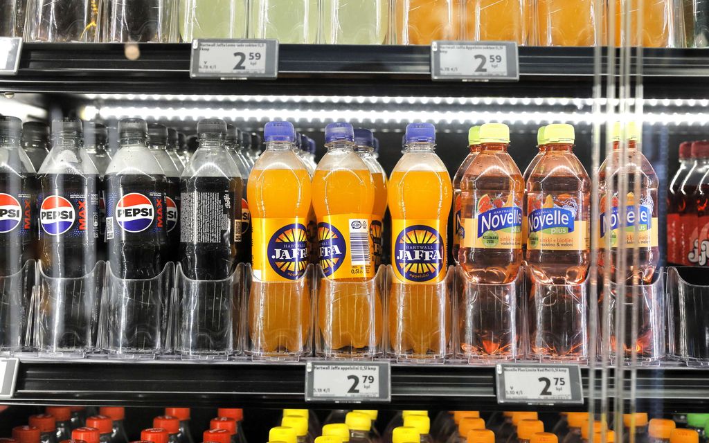 Suomalainen kokki rikkoi limonadin juomisen maailman­ennätyksen