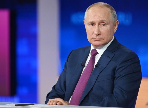Venäjän presidentti Vladimir Putin seurasi tarkasti jääkiekon MM-kisoja sekä jalkapallon EM-kisoja.