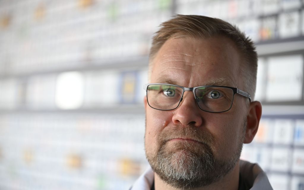 Leijona­valmentaja Mikko Manner painajais­maiseen tilanteeseen – Ruotsissa puhutaan potkuista