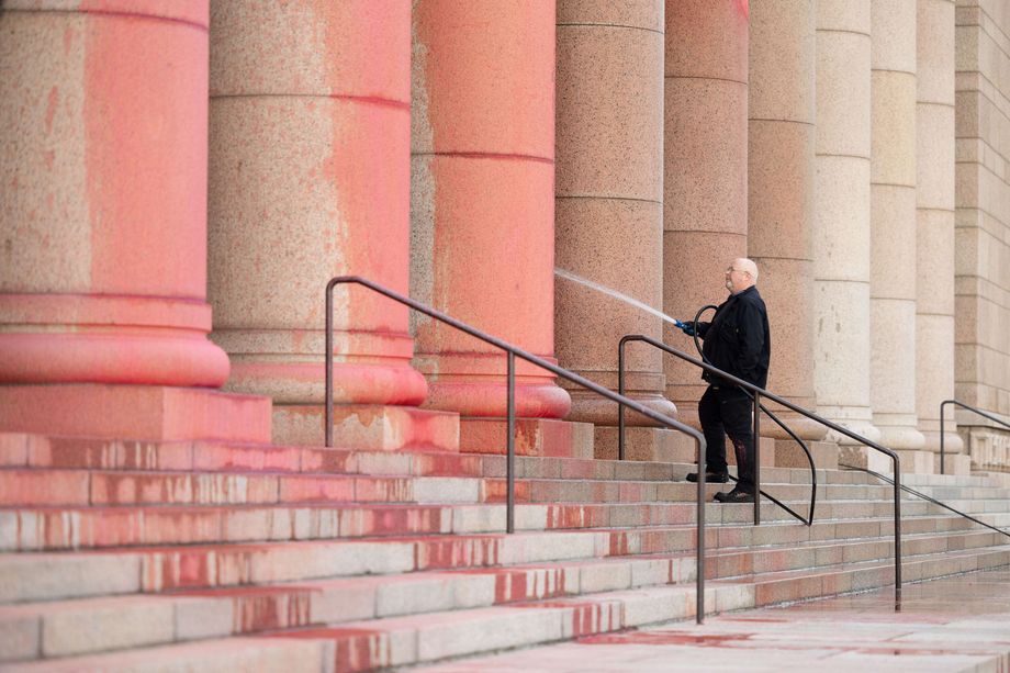 This is how much it costs to clean up the mess in the Parliament building
 – 2024-09-26 07:01:13