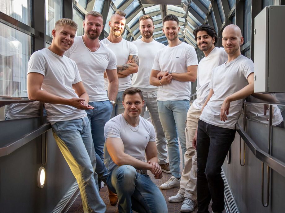Mr Finland 2024 finalistit Poseeraavat Uimahousuissa Mukana Big mr-finland-2024-finalistit-poseeraavat-uimahousuissa-mukana-big