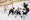 St. Louis Bluesin puolustaja Alex Pietrangelo (27) iski maalin Boston Bruinsin maalivahdin Tuukka Raskin selän taakse NHL-finaalien seiskapelissä.
