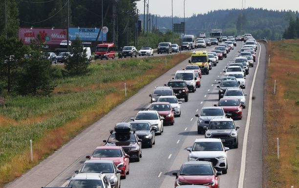 Juhannuksen ruuhkat: Täällä ne ovat pahimmat