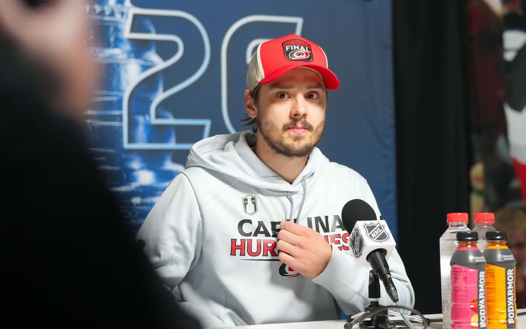 Sebastian Aho vastasi ”kohu­kommenttiinsa” – ”En tiedä, mitä siinä tapahtui”