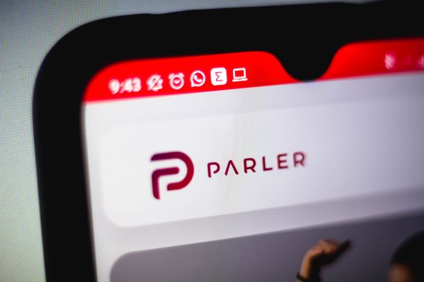 Vuonna 2018 perustettu Parler oli lauantaina Applen sovelluskaupan ladatuin ilmainen sovellus. 