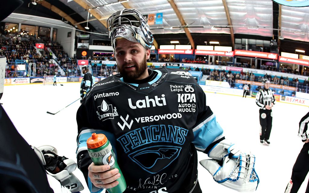 Yllättävä romahdus Pelicans-leirissä