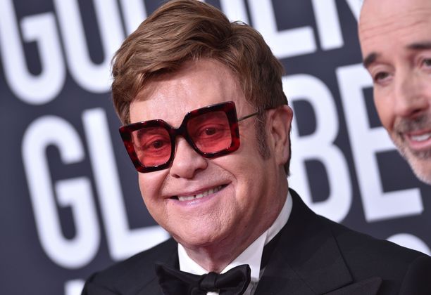 Sir Elton John tunnettiin aiemmin toisella nimellä.