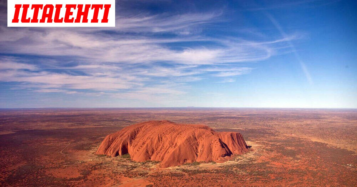 Pyhän Uluru-vuoren kiipeämiskielto kumotaan?