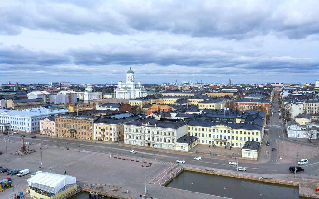 Helsingin yllä on lennellyt helikoptereita – Tästä on kyse