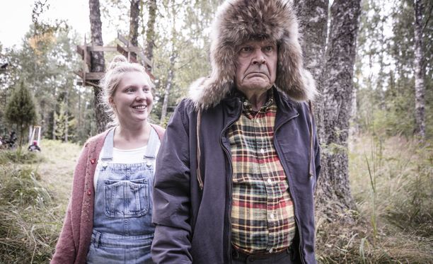 Heikki Kinnunen ja Satu Tuuli Karhu tähdittävät uutta Mielensäpahoittaja-elokuvaa.