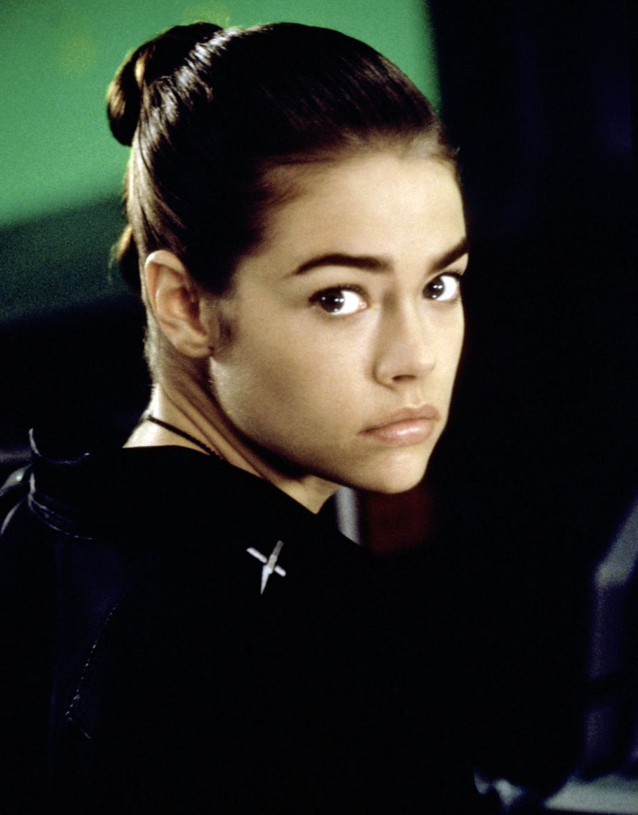 Tältä 1990-luvun supertähti Denise Richards näyttää nykyään