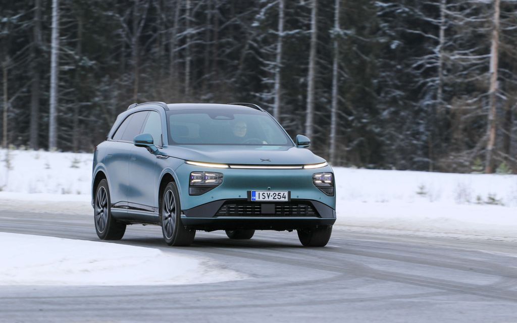 Tämä sähköauto on pikalatauksen kuningas – Talvinen koeajo paljastaa karmean totuuden ajettavuudesta
