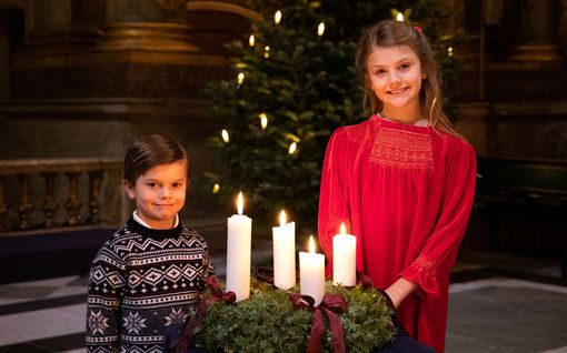 Ruotsin hovin virallinen joulutervehdys julki: Prinssi Oscar tärkeässä tehtävässä