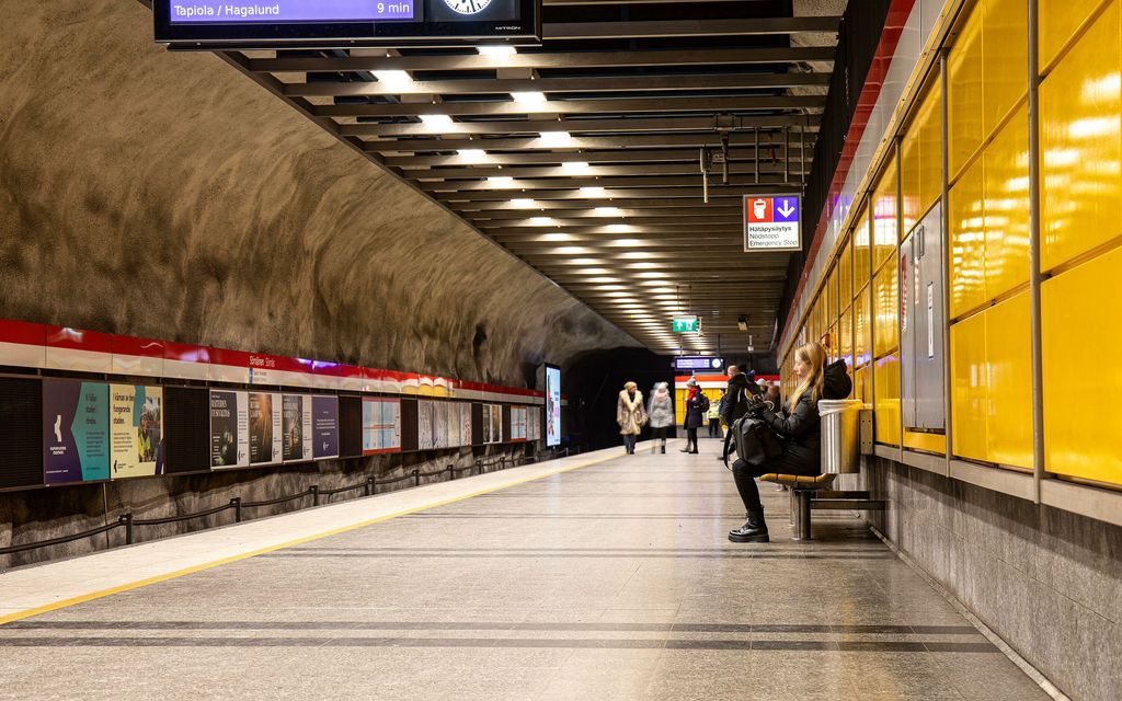 Henkilöä puukotettiin Sörnäisten metroasemalla