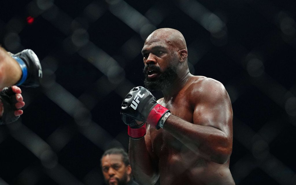 UFC-mestari Jon Jonesista leviää video – Tyly ele parkkipaikalla