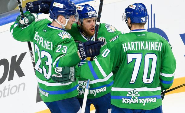 Teemu Hartikainen muodostaa yhdessä Joonas Kemppaisen ja Linus Omarkin kanssa KHL:n tuhoisimman ketjun.