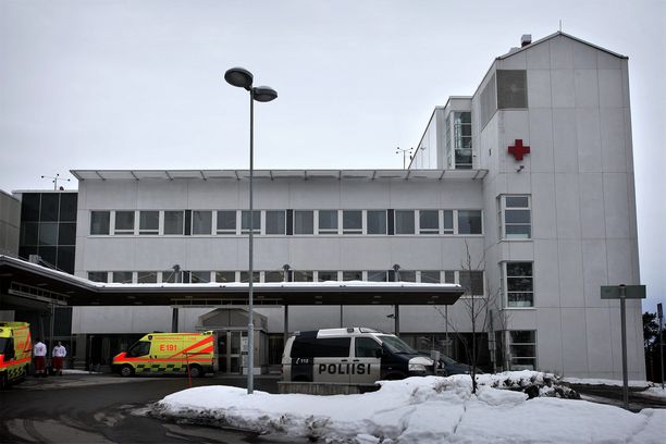 – Hirmuhyvällä tuurilla puukkokanava oli väistänyt aivan vierestä verisuonirakenteet, totesi lääkäri lausunnossaan. Kuvassa Pohjois-Karjalan keskussairaala.